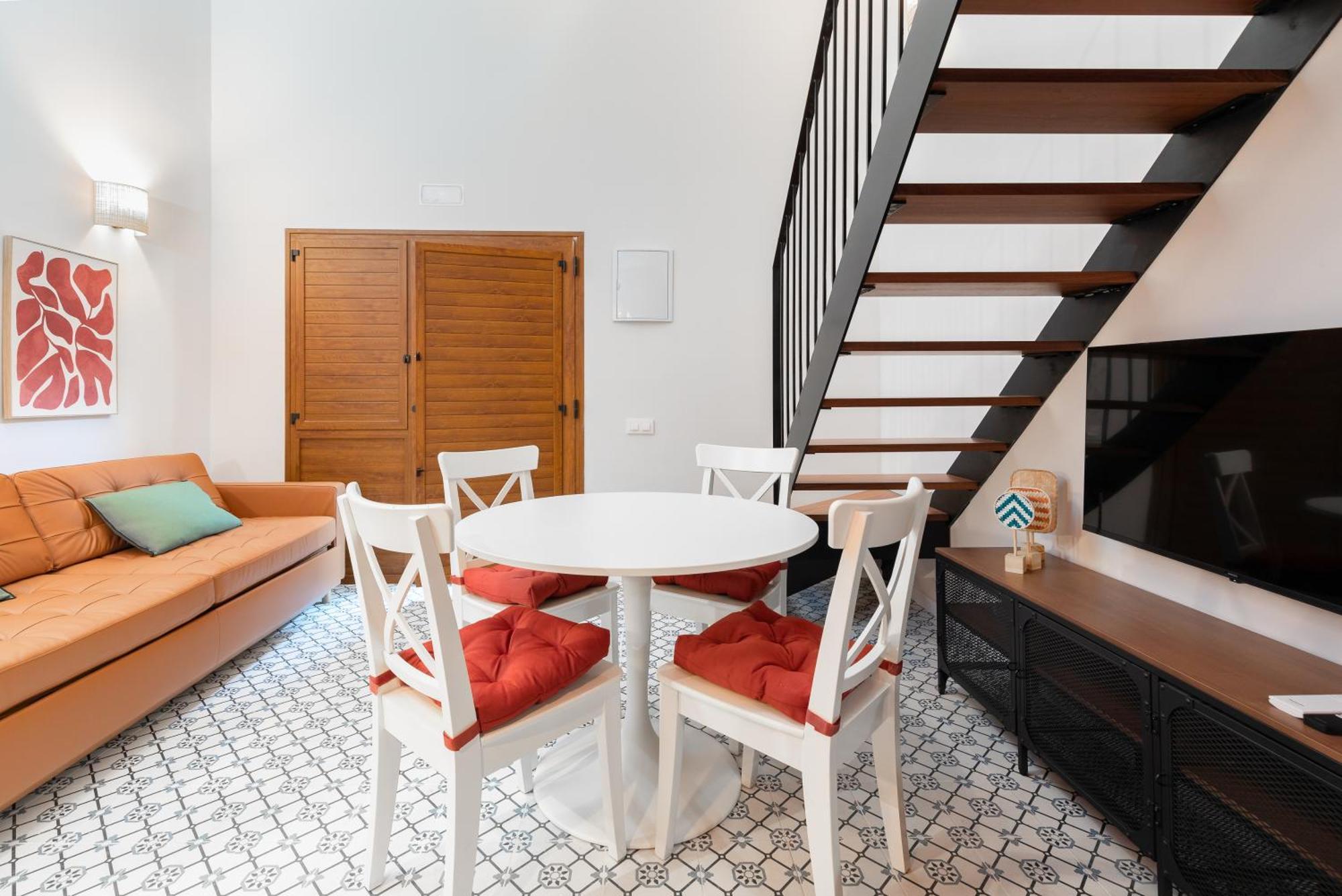 The Little Village Apartments Valenza Esterno foto