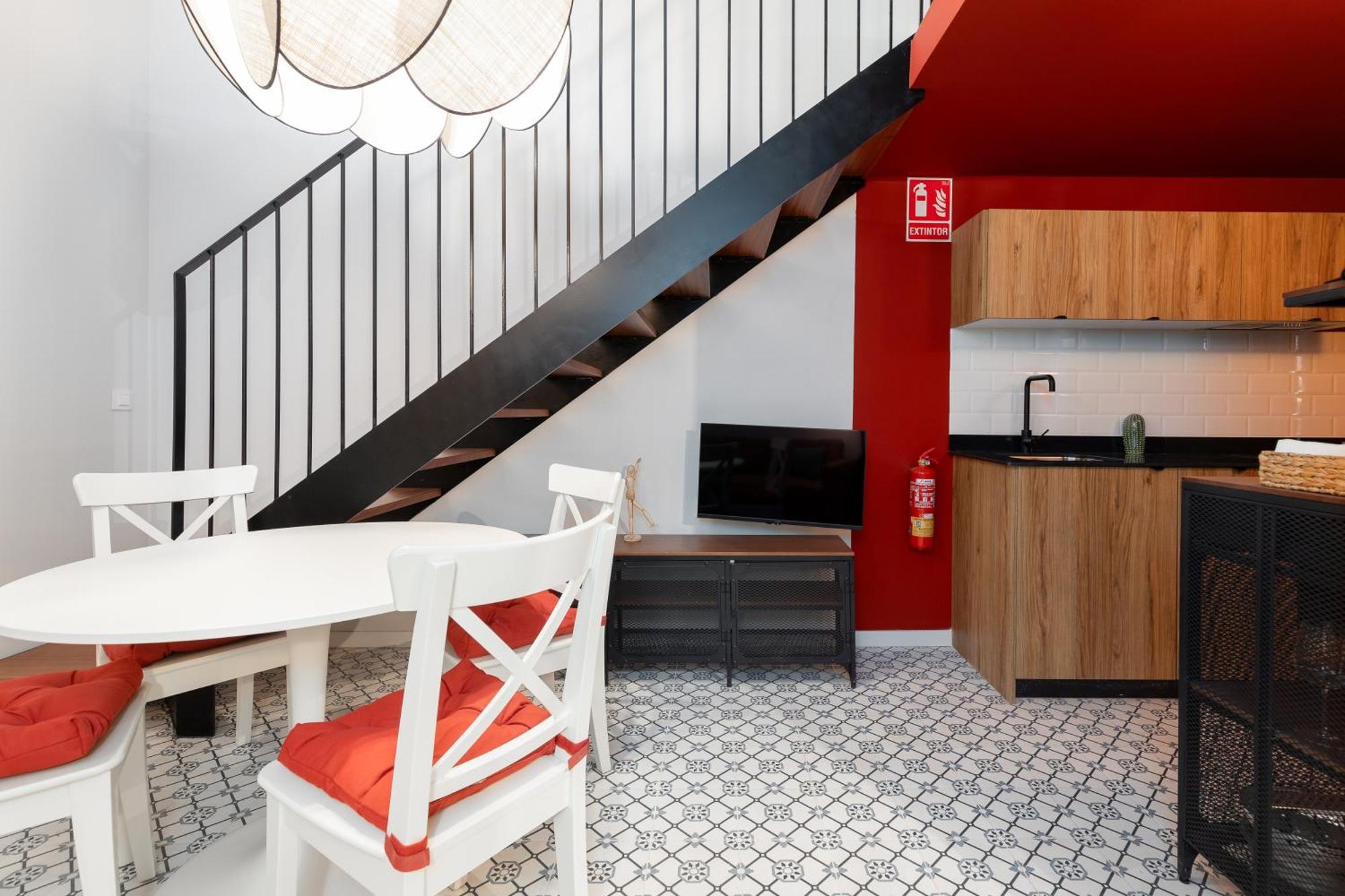 The Little Village Apartments Valenza Esterno foto