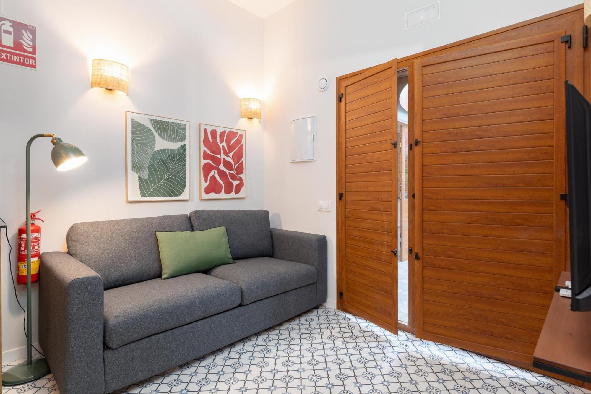 The Little Village Apartments Valenza Esterno foto