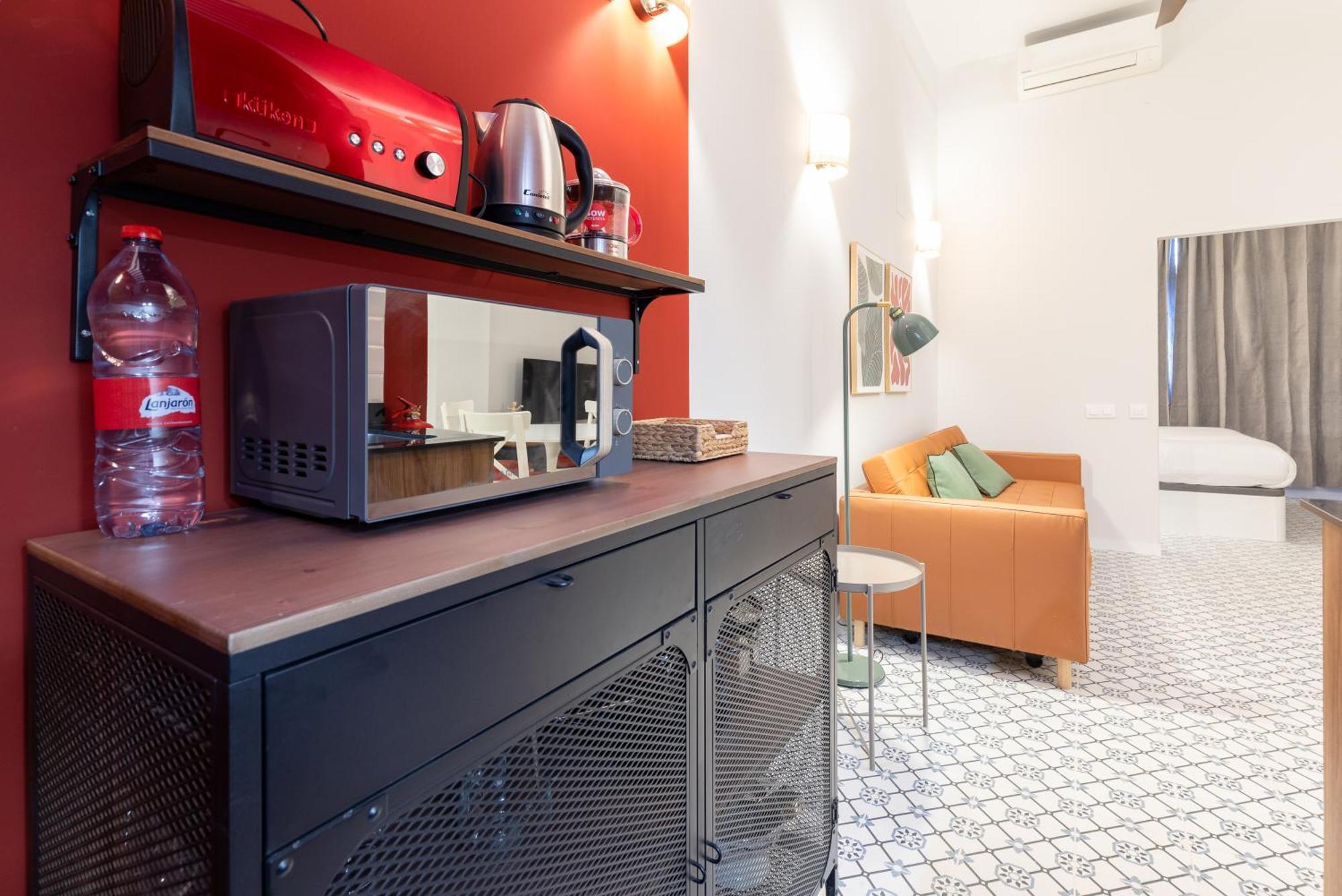 The Little Village Apartments Valenza Esterno foto